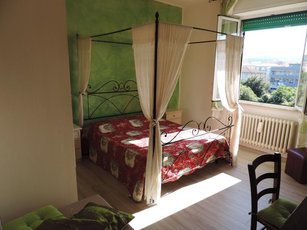 Noemi Leilighet San Vincenzo Rom bilde